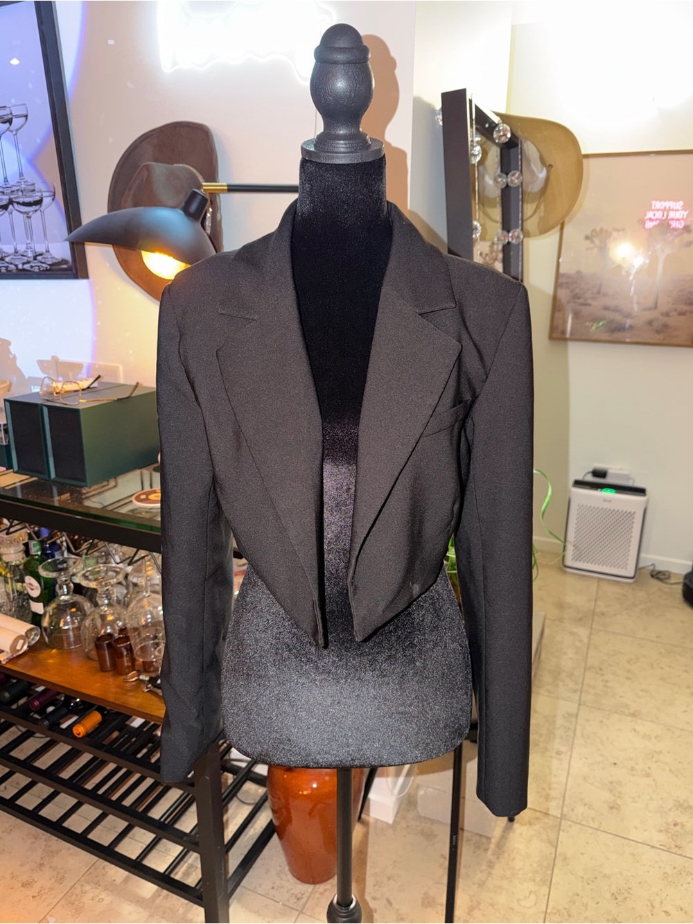 Love Tree Black Cropped Tailored Blazer